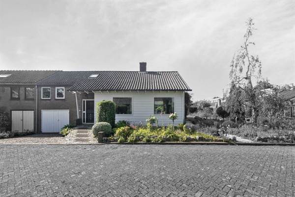 Woning Hammarskjöldlaan 27 Middelburg