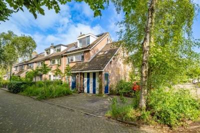 Woning van Almondelaan 23 Baarn