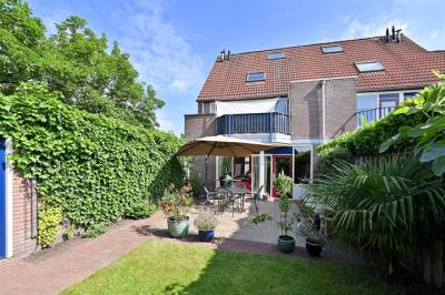 Woning Slotplaats 15 Huizen