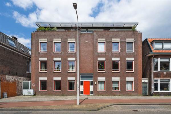 Woning Lage Rijndijk 15C Leiden
