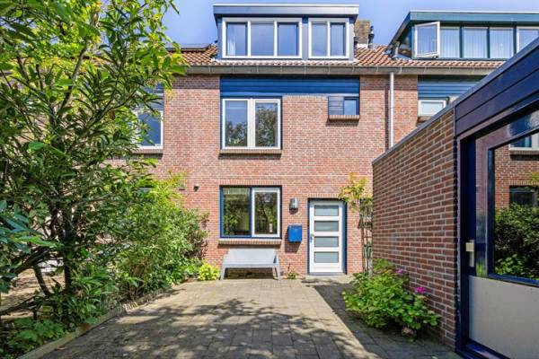 Woning Luchtmansplein 8 Leiden