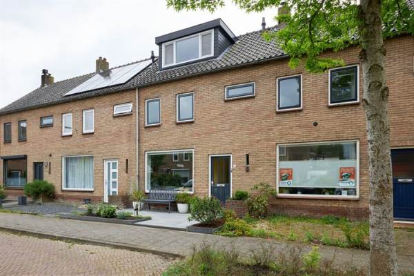 Woning IJsselstraat 10 Alphen aan den Rijn