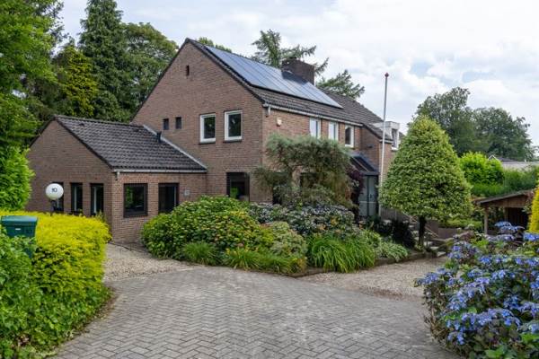 Woning Jonkheer van Grotenhuisstraat 10 Groesbeek