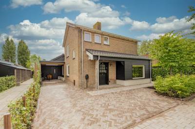 Woning Van den Steen van Ommerenstraat 1 Nijkerk