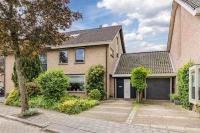 Woning Rietvink 15 Ridderkerk