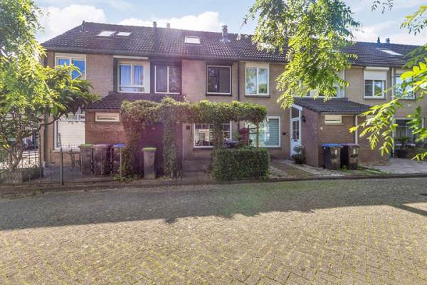 Woning Paradijsvogelhoek 10 Spijkenisse