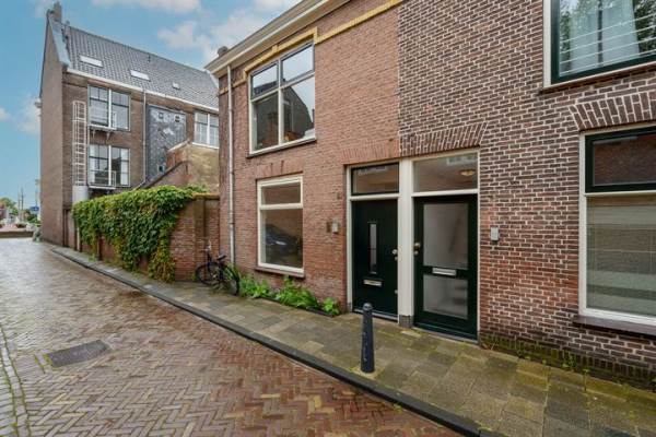 Woning Lange Lijsbethsteeg 2 Leiden