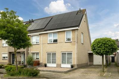 Woning Dr. Abraham Kuyperlaan 26 Veghel