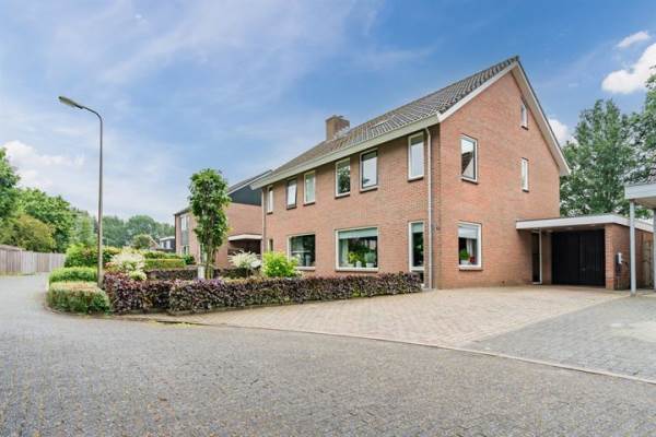 Woning Meidoornlaan 9 Vroomshoop