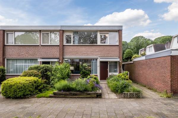 Woning Kasteel Brederodestraat 13 Tilburg