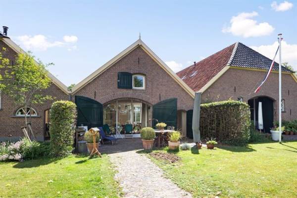 Woning Bovenstraat 18 Bronkhorst