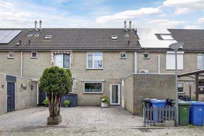 Woning Weegbree 15 Hoogvliet Rotterdam