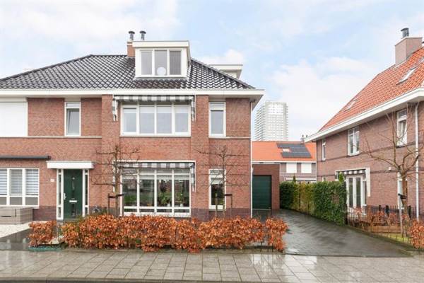 Woning Adriaan Prinslaan 49 Spijkenisse
