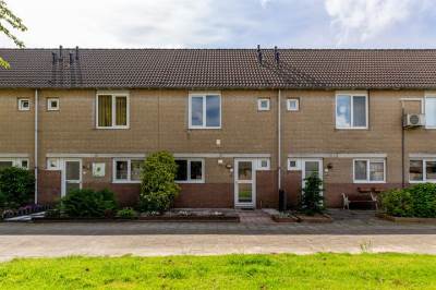 Woning Waterkers 10 Hoogvliet Rotterdam