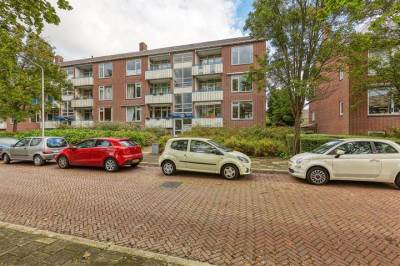Woning W.H. van Leeuwenlaan 90 Delft