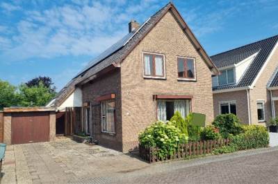 Woning Schoolweg 43 Numansdorp