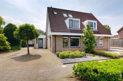 Woning Vondellaan 45 Raamsdonksveer