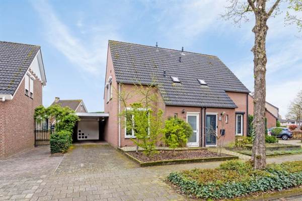 Woning Jacob van Marisring 106 Helden