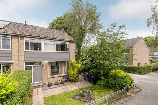 Woning H.M.van Randwijkpad 3 Hoogvliet Rotterdam