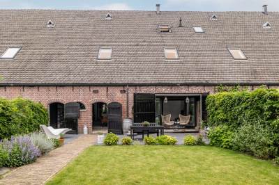 Woning Bloemendaalse Zeedijk 2a Zevenbergschen Hoek (Gem. Moerdijk)
