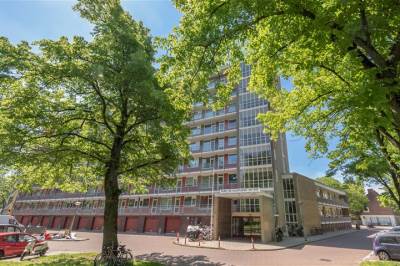 Woning Burgemeester De Vlugtlaan 205 Amsterdam