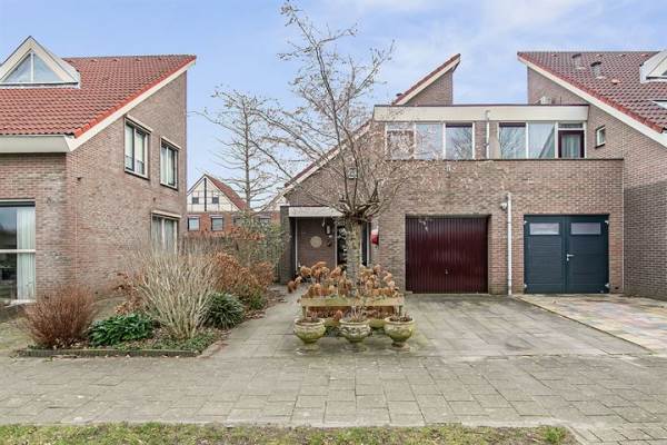 Woning Romy Schneiderweg 29 Almere