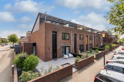Woning Randmeer 25 Barendrecht