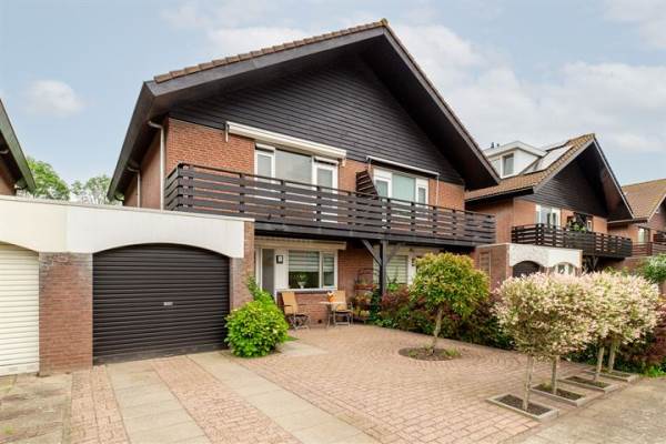 Woning Luzerneklaver 27 Rotterdam