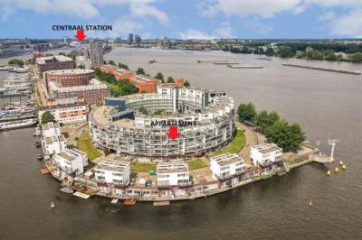 Woning Venetiëhof 125 Amsterdam