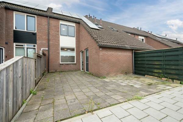 Woning Ringdijk 384 Lelystad