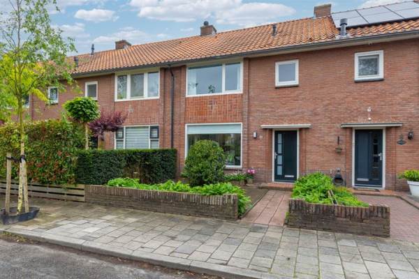 Woning Van der Duyn van Maasdamstraat 10 Hilversum