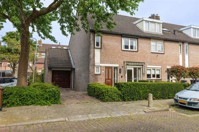 Woning Albert Verweijlaan 110 Hillegom