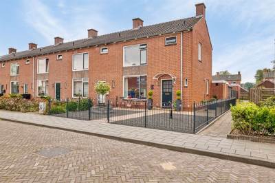 Woning Goudenregenlaan 21 Nieuwe Pekela