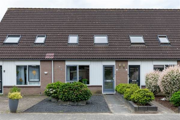 Woning Pastoor Muitemanstraat 3 Steenwijkerwold