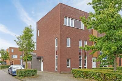 Woning Villa Waterranonkel 47 Waalwijk
