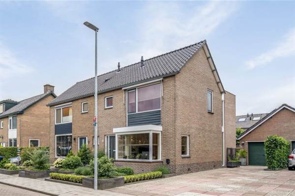 Woning Eikenlaan 18 Harmelen