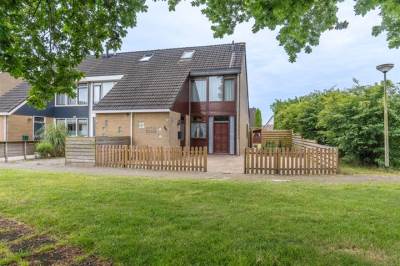 Woning Dr. Oortwijn Botjeslaan 82 Midwolda