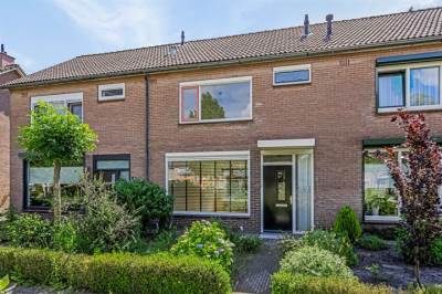 Woning van Alphenstraat 8 Oldenzaal