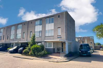 Woning Marga Klompéstraat 87 Spijkenisse