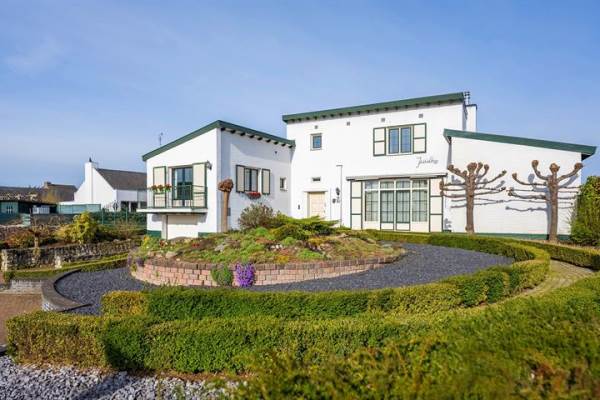 Woning Pastoor Kikkenweg 2 Cadier en Keer