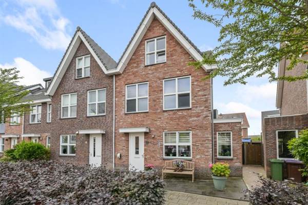 Woning Fanny Blankers-Koenstraat 16 Alphen aan den Rijn