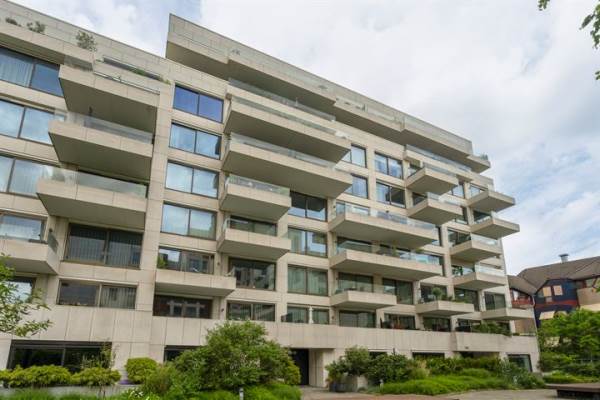 Woning Fred. Roeskestraat 92B8 Amsterdam