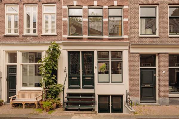 Woning Karthuizersstraat 10A Amsterdam
