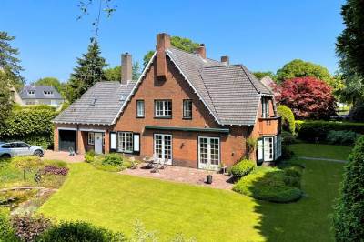 Woning Hoefloo 4 Laren (NH)