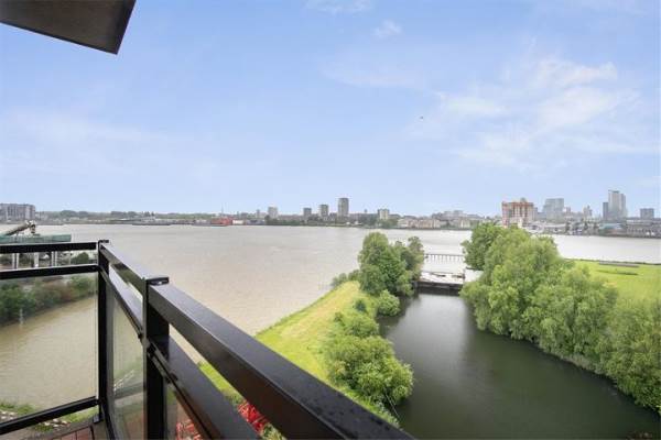 Woning Drinkwaterweg 437 Rotterdam