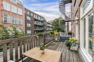 Woning Tolstraat 881 Amsterdam