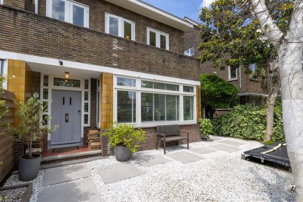Woning Burgemeester F.H. van Kempensingel 3 Rotterdam