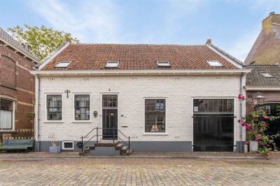 Woning Rodeheldenstraat 15 Buren (GE)