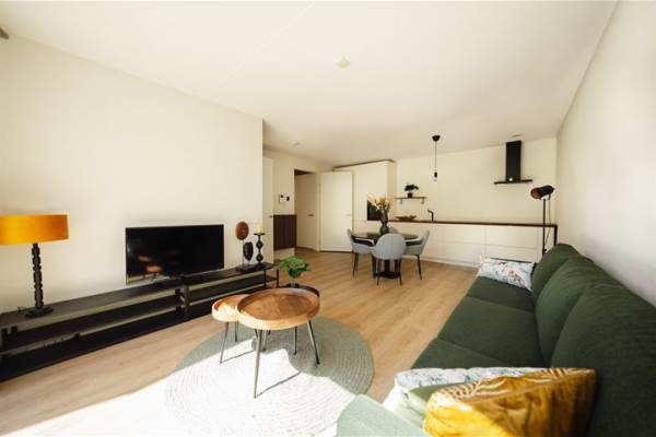 Woning Nida Senffstraat 17 Amsterdam