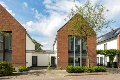 Woning Moerasvaren 27 Bergschenhoek